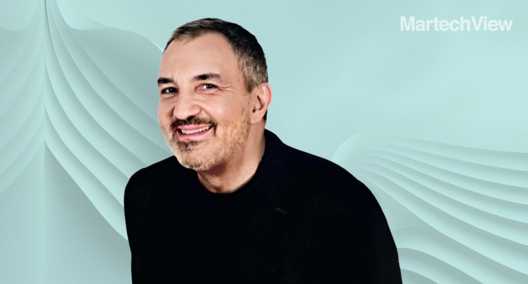 Raul Guillermo Amigo, Future & Experience Designer)