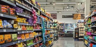 Why Holiday Candy Rules Our Hearts—and Carts Why Holiday Candy Rules Our Hearts—and Carts