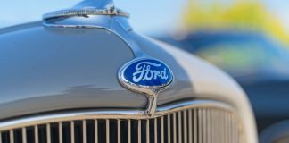 Ford Returns to F1 with Apple TV Ad Strategy Ford Returns to F1 with Apple TV Ad Strategy