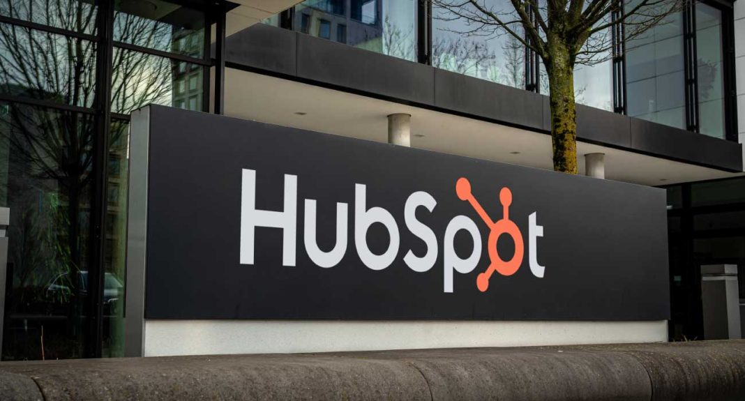 HubSpot Launches Free Dashboard to Track AI Search Shifts
